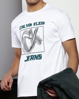 CALVIN KLEIN Crew Neck Monogram Print T-Shirt (White/Black/Green)